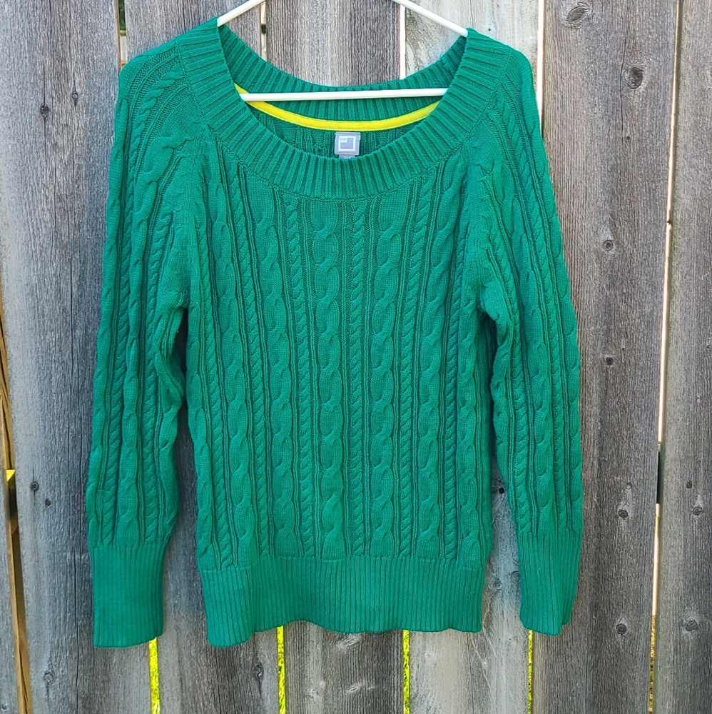 Cable Knit Sweater in Bright Emerald Green